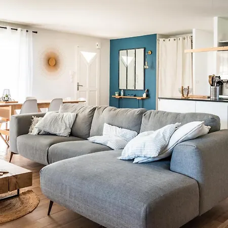 ヴィラ Frenchyhomes☆villapiscine☆8pers☆centrebassin *