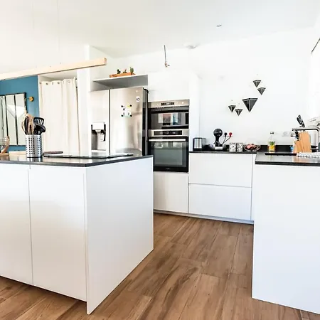 ヴィラ Frenchyhomes☆villapiscine☆8pers☆centrebassin