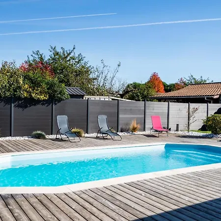 Frenchyhomes☆villapiscine☆8pers☆centrebassin ヴィラ *