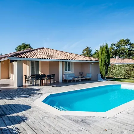 ヴィラ Frenchyhomes☆villapiscine☆8pers☆centrebassin *