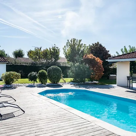 Villa Frenchyhomes☆villapiscine☆8pers☆centrebassin Biganos
