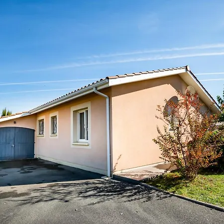 Frenchyhomes☆villapiscine☆8pers☆centrebassin ヴィラ